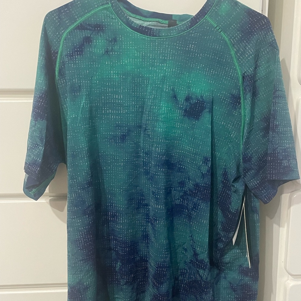Lululemon top